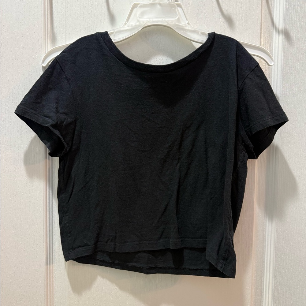 Aerie Women’s Cropped T Shirt Size Small